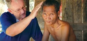 enfermedad mental quien debido a su agresividad, Camboya