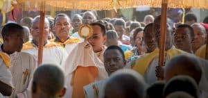 El Padre Maryknoll Lam Hua, Mwanza, Tanzania