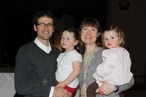 Nuevos Misioneros Laicos Maryknoll empiezan su misión con un llamado a promover la no violencia en el mundo