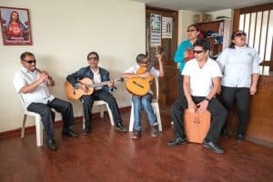 Un proyecto apoyado por Maryknoll da a los invidentes en Perú una oportunidad de ser productivos y autosuficientes