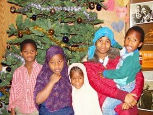 Una ex refugiada Bantú Somalí en Vermont retribuye al país que le dio la bienvenida