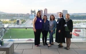 directora misionera de Chicago aumenta la conciencia local.