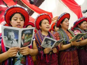 Comunidad Indígena en Guatemala celebra la beatificación de su pastor