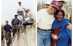 Un voluntario texano involucra a jóvenes de secundaria a seguir el Evangelio yendo a viaje de misión de corto tiempo a México. En la foto: Bruce Clay, de pie, y con una mujer campesina durante uno de los viajes misioneros a México que organiza para estudiantes de secundaria de Texas. (Cortesía de Gerald Kelly, M.M./México)