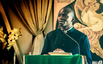 Seminarista de Maryknoll John Siyumbu: Nataka kuwa Padri