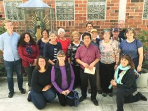 realidad migrantes Grupo visita la Casa del Migrante en la Ciudad de Guatemala, un albergue que ha ayudado a miles de migrantes en su travesía. (Cortesía de April Goering/Guatemala)