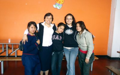 Maryknoll Ayuda a Jóvenes Hispanos en Texas a Vivir su Misión