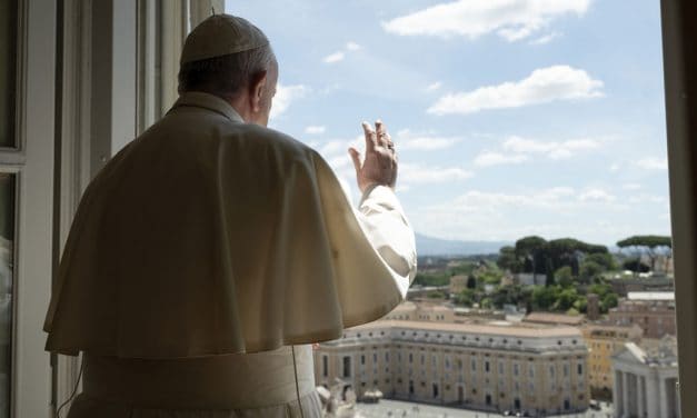 Papa expresa esperanza por vacuna contra COVID, apoya iniciativa interreligiosa