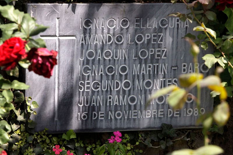 Ex-Militar Enfrenta Juicio en España por Asesinatos de Jesuitas en 1989