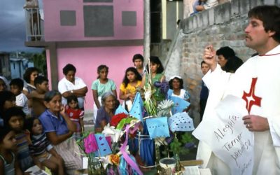 Ex Sacerdote Asociado Maryknoll Recuerda Día Cuando Mataron a los Jesuitas en El Salvador
