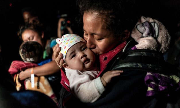 Grupo pide a administración de Biden acelerar reunificación de familias