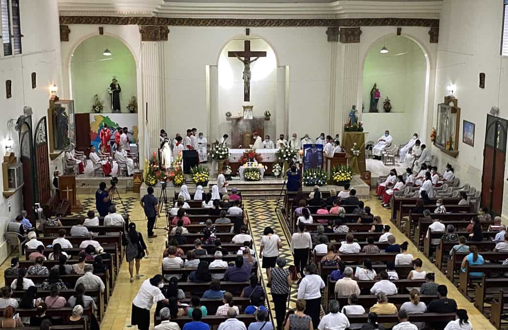 Director de misiones pontificias para El Salvador muere de COVID-19