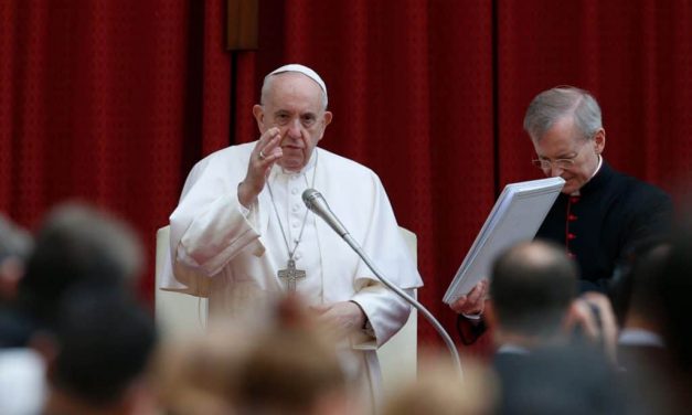 Papa: La oración da melodía, significado a la vida