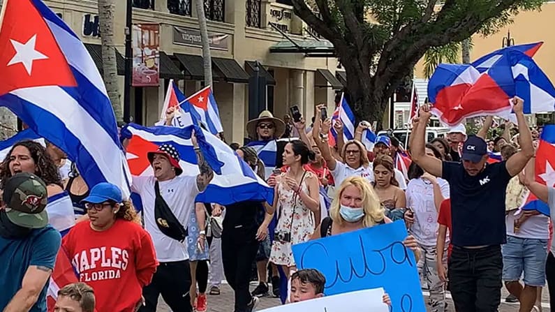 Cuba: Religiosos ofrecen compañía espiritual y psicológica a familiares de detenidos