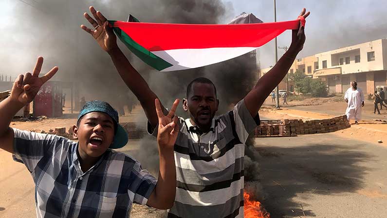 Golpe de Estado en Sudán “era algo que temíamos que sucediera”, afirma Obispo