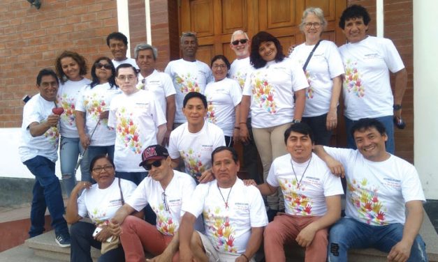 Misioneros VIH-Positivos De Corazón En Perú