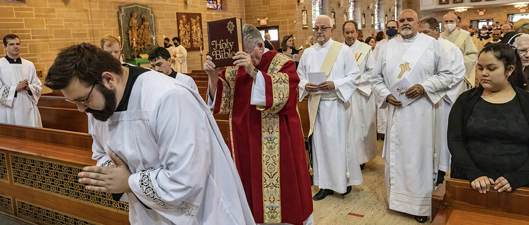 Papa lanza proceso sinodal para discernir llamado del Espíritu Santo