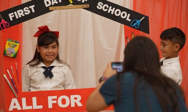 Sobrevivientes en Uvalde reciben ayuda para asistir a escuela católica