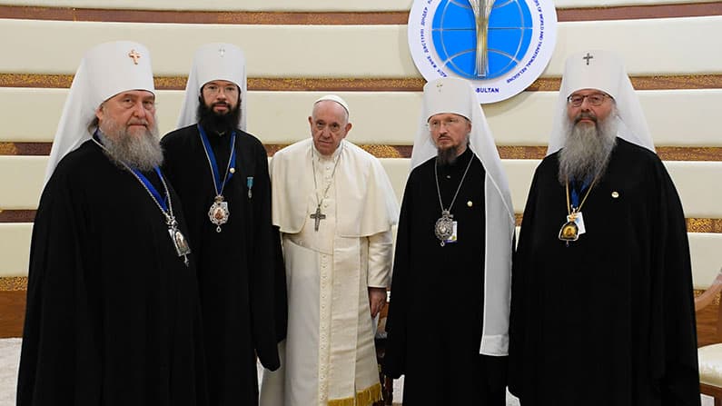 Papa: Las religiones deben ser purificadas de extremismos y fariseísmo