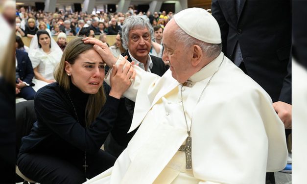 El Espíritu Santo ayuda a la Iglesia a evitar “divisiones ideológicas”, dice el Papa