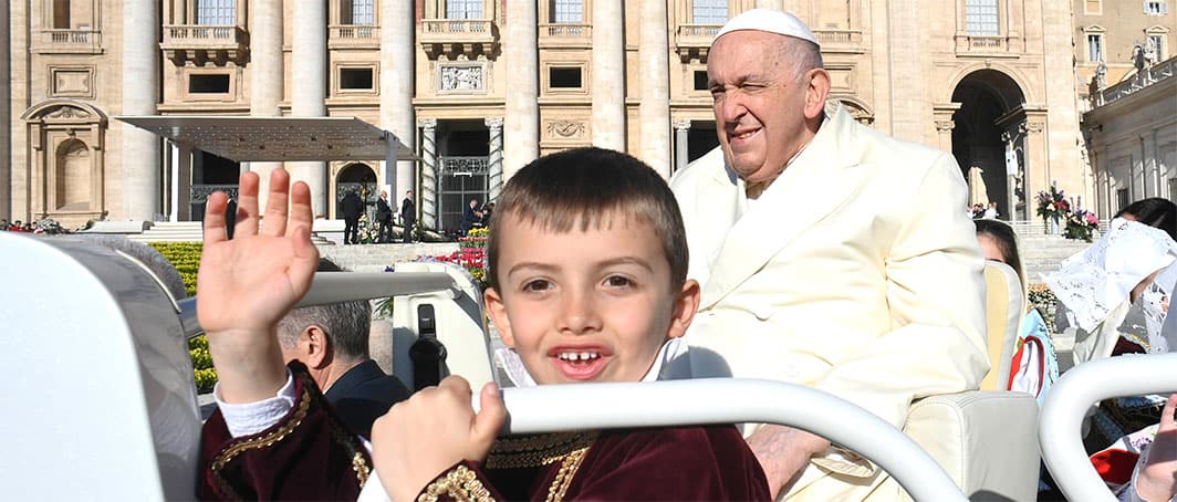Los ‘leones de teclado’ no evangelizan, dice el Papa Francisco, sólo hacen polémicas