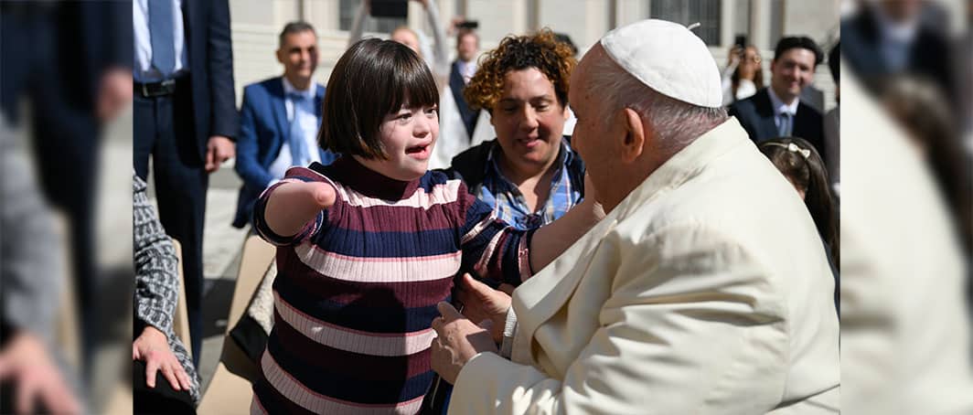 Papa: Los mártires son testigos del poder del amor