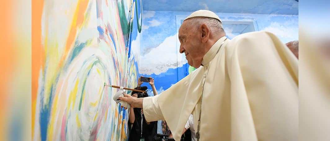 Papa a jóvenes de Scholas: “Hay que ensuciarse las manos”