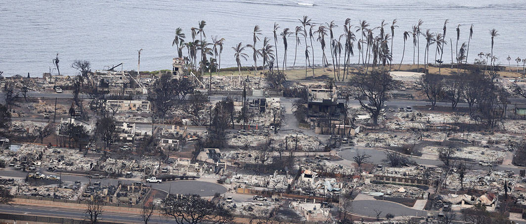 Católicos piden ayuda tras incendios de Maui