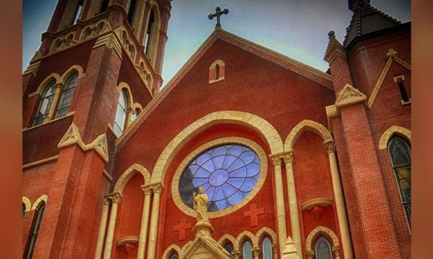 Catedral de Virgen de Guadalupe nombrada Santuario Nacional en Dallas