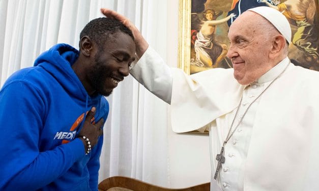 Vaticano: Los migrantes son el icono contemporáneo de la Iglesia en salida