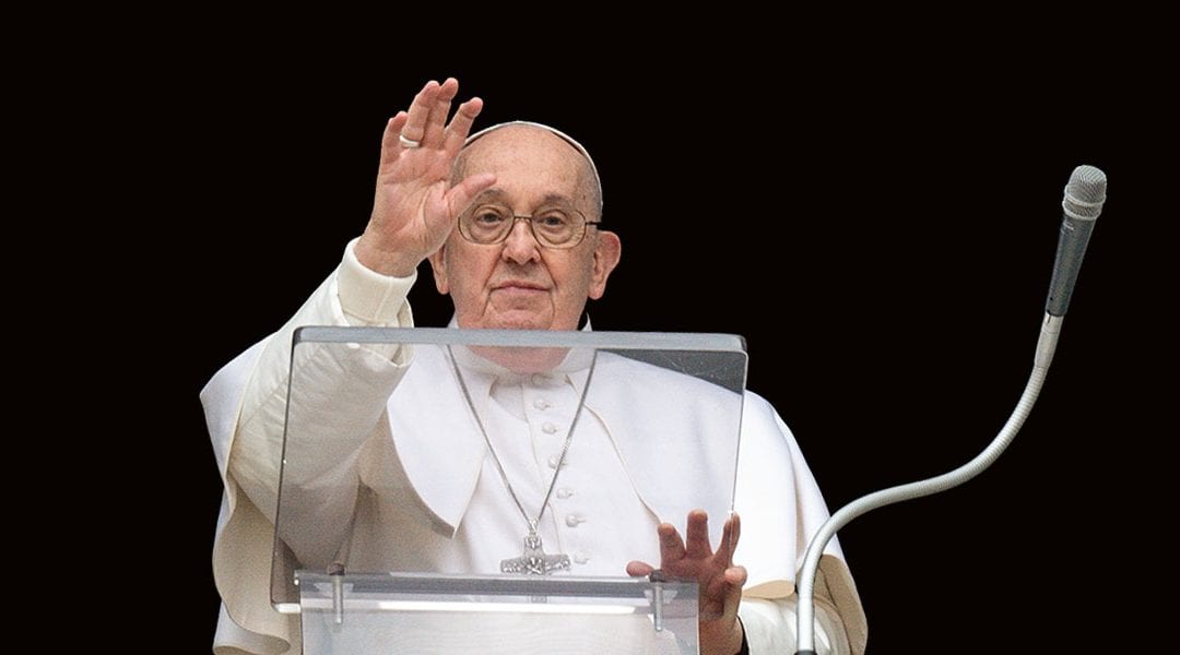 Jesús quiere que todas las personas se salven, dice el Papa en el Ángelus
