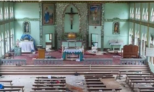 Iglesias en Myanmar son alcanzadas por bombardeos del ejército birmano