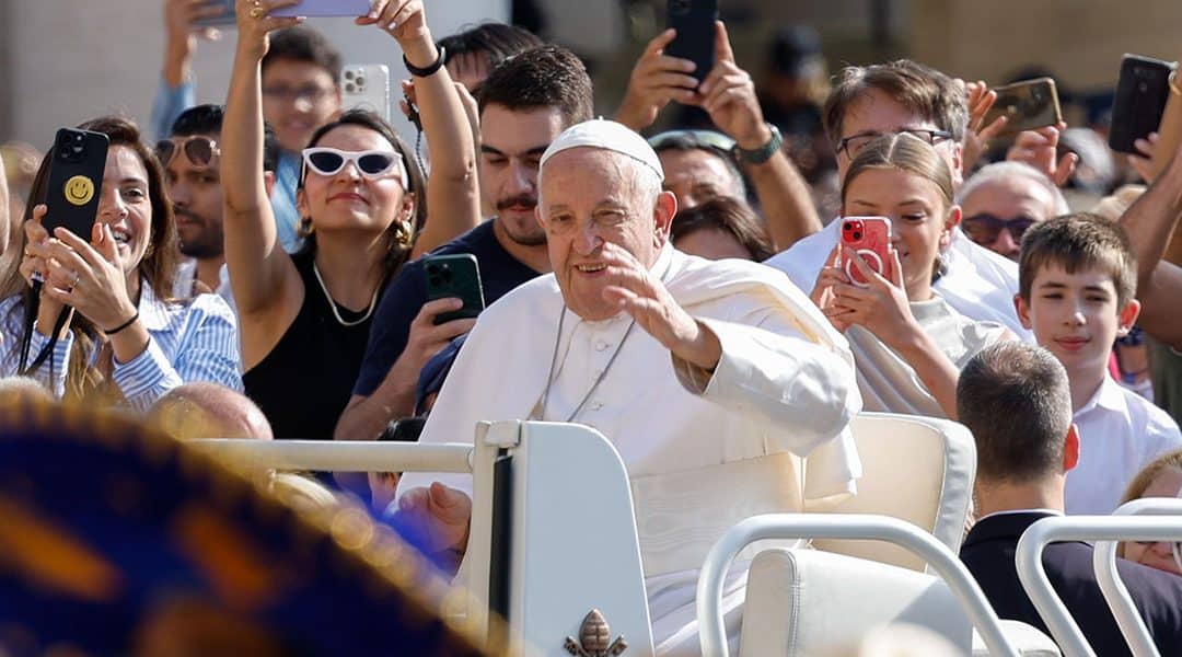 Papa Francisco: Nueva serie de charlas en el Espíritu Santo y la Iglesia