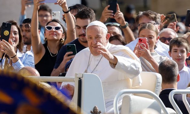 Papa Francisco: Nueva serie de charlas en el Espíritu Santo y la Iglesia