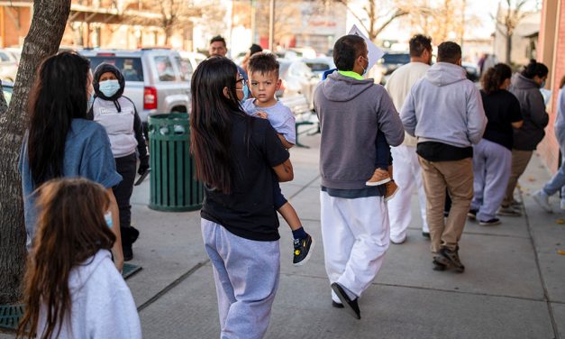 Annunciation House dice que Texas ataca la libertad religiosa
