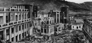 La ciudad de Nagasaki, Japón, mostró escasos signos de recuperación cuatro años después de que una bomba atómica fuera detonada en la ciudad el 9 de agosto de 1945. (OSV News/Japón)