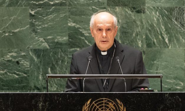 Arzobispo Caccia en ONU: ‘imperativo’ desarme nuclear mundial y regulación de IA