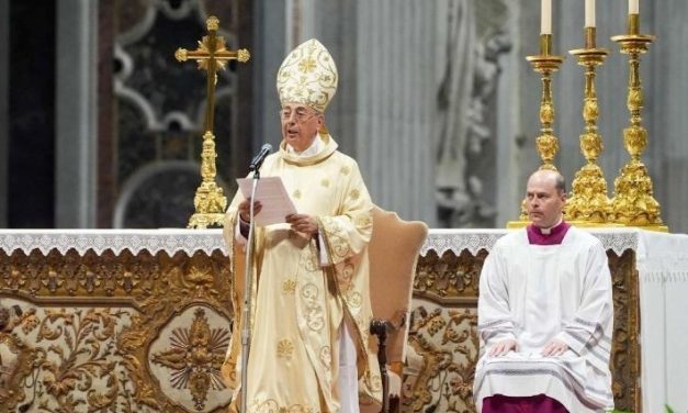 En su novena Misa, el Papa Francisco es recordado como un pastor