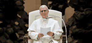 Imagen destacada: El Papa León XIV se reúne con los participantes en el Jubileo de las Iglesias Orientales en el Aula de Audiencias Pablo VI en el Vaticano el 14 de mayo de 2025. (Foto CNS/Vatican Media)