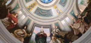 Una pintura en el techo de la iglesia St. Catherine en Spring Lake, New Jersey, representa el descenso del Espíritu Santo sobre los apóstoles. (Octavio Durán, OFM/EE. UU.)