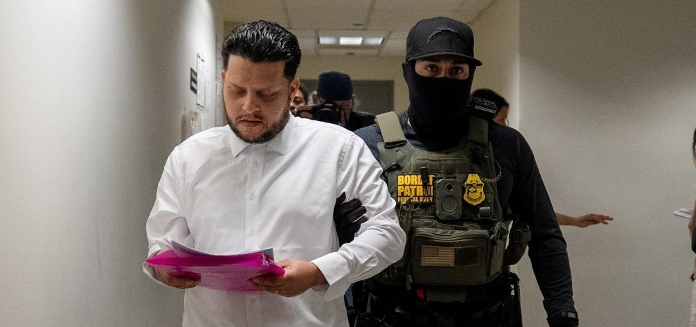 Detenciones de ICE en cortes de inmigración generan alarma