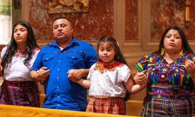 Papa León: Migrantes y refugiados encarnan esperanza y alegría