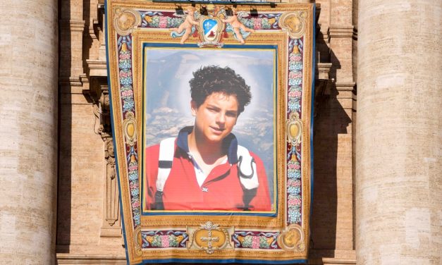 Carlo Acutis: la historia del primer santo millennial