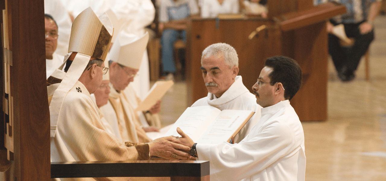 Las misioneras laicas Maryknoll facilitaron terapia de trauma a 150 mujeres sursudanesas<br />
 refugiadas en el asentamiento de refugiados de Palabek en el norte de Uganda. (Misioneros Laicos Maryknoll/Uganda)