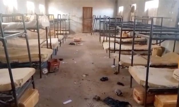 Papa exige liberación de 300 niños y profesores secuestrados en Nigeria