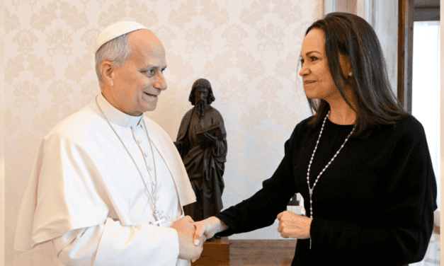 El Papa León XIV recibe en el Vaticano a María Corina Machado