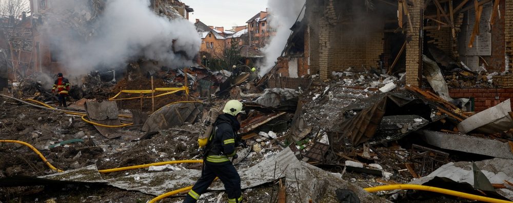 A cuatro años de la invasión rusa el pueblo ucraniano “resiste, confía y reza”