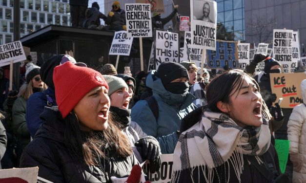 Misa en solidaridad con inmigrantes de Minneapolis llama a la reconciliación
