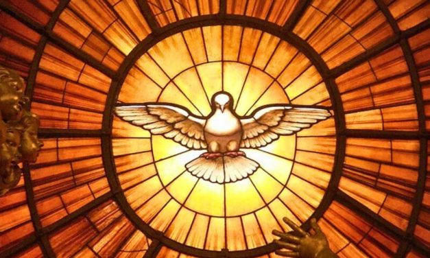 Experto anima a seguir las actitudes de la Virgen María