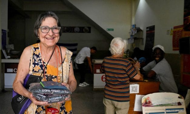 EE. UU. y Catholic Relief Services envían el primer vuelo de ayuda a Cuba